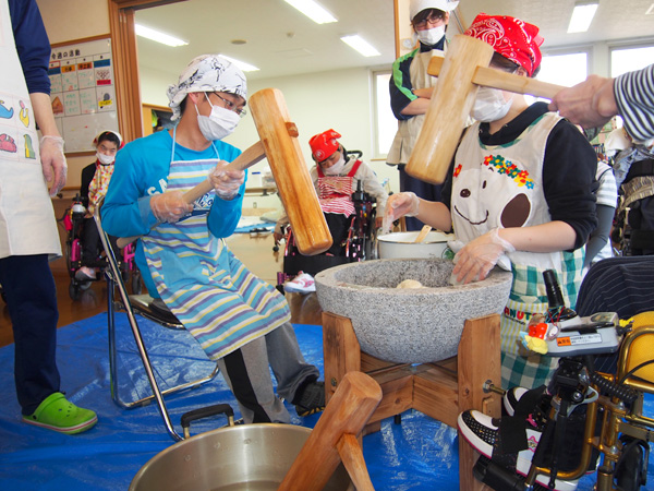 餅つき